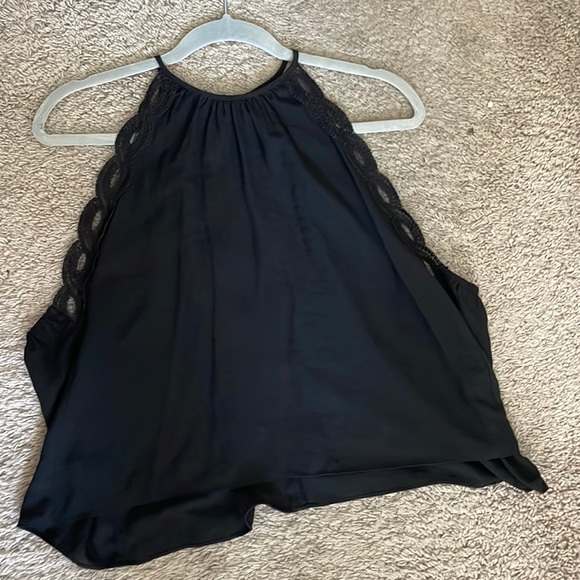 Kendall and Kylie collection at Pacsun! Black flowy tank with lace detailing - Picture 1 of 4